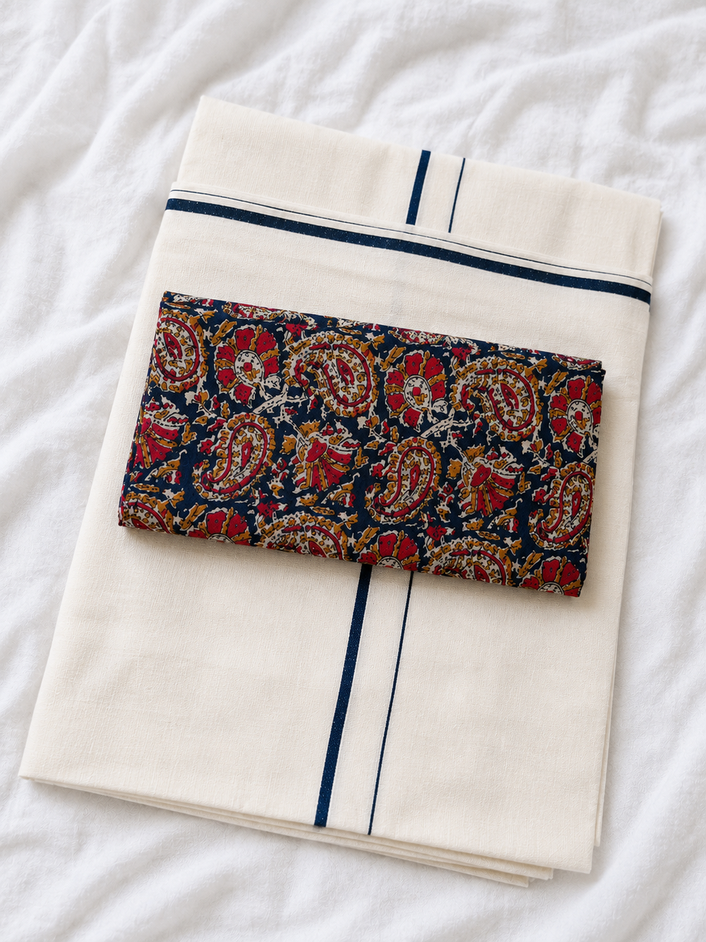 Ambili, Puliyilakkara Set Saree with Printed Blouse Piece