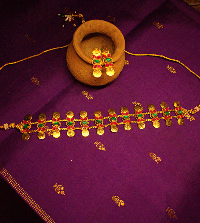 Antique Gold Kemp-Studded Kasu Choker