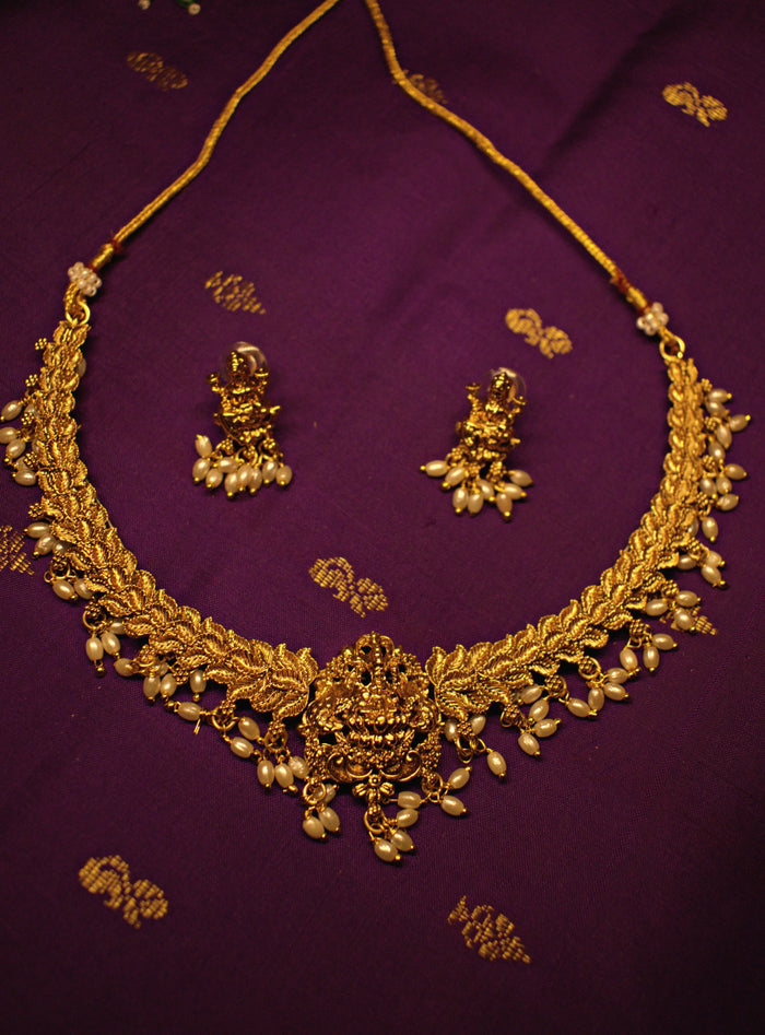 Antique Gold Leaf Motif Lakshmi Necklace with Matching Earrings